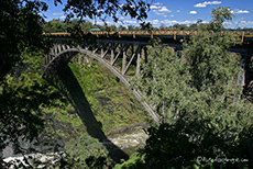 Eisenbahnbrücke über dem Sambesi River