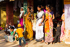 Indische Frauen auf einem Markt