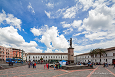 Plaza Santo Domingo, Quito, Ecuador