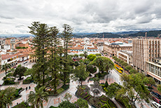 Aussicht auf den Parque Abdon Calderon von der Neuen Katedrale, Catedral Nueva, Cuenca