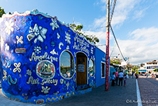 Blaue Art Gallery in Puerto Ayora, Santa Cruz, Galapagos Inseln