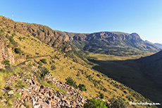 Tolle Aussicht auf dem Weg nach unten, Marakele Nationalpark, Südafrika