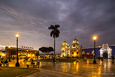 Catedral de Trujillo, Plaza de Armas, Trujillo